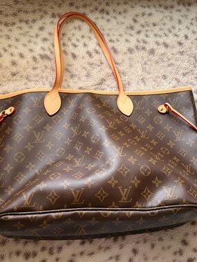 Monogram Canvas Tote✨